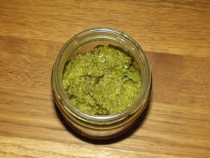Fertig! Nicoles Basilikum-Walnuss-Pesto.